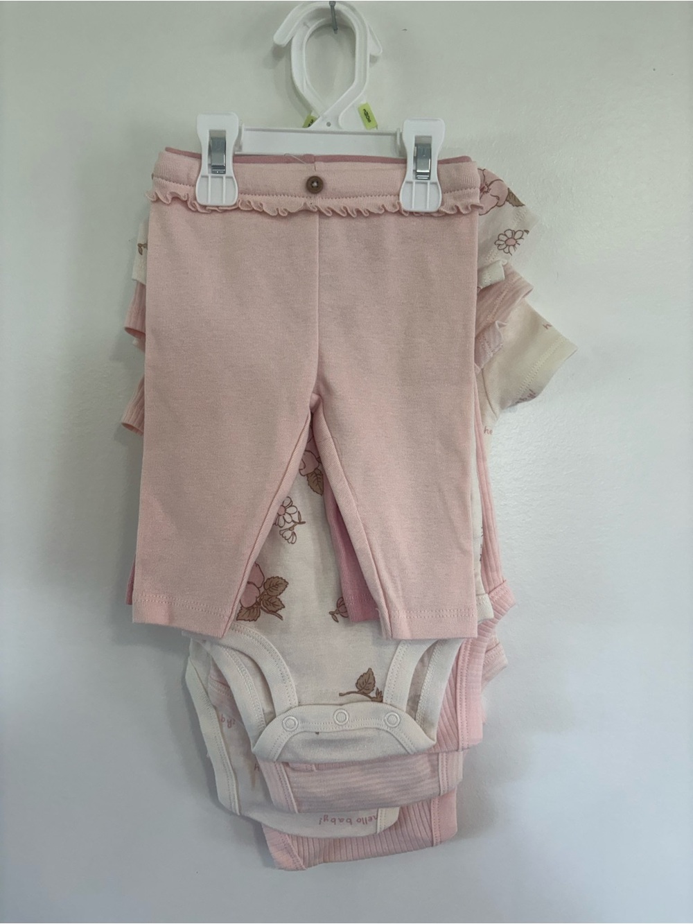 Carter’s Baby Girl 7-Piece Bodysuit & Pants Set 3M Pink Floral